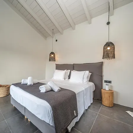 Nonna, 1800s House Renovated In 2023 * 피스카던